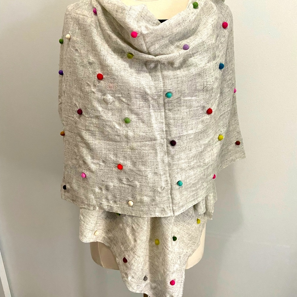 100% cashmere Pom Pom shawl